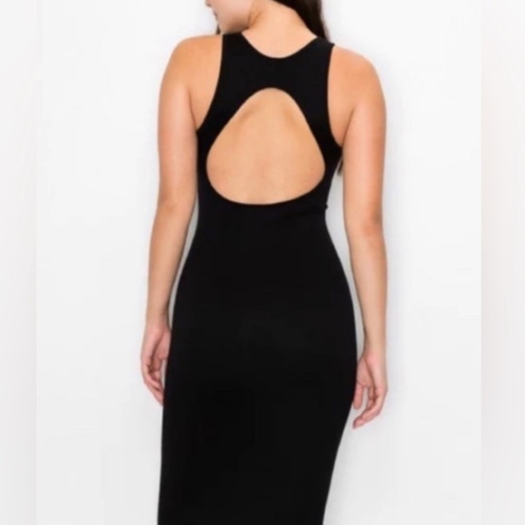 HOUSE OF HARLOW OPEN BACK MIDI DRESS - Picture 2 of 13